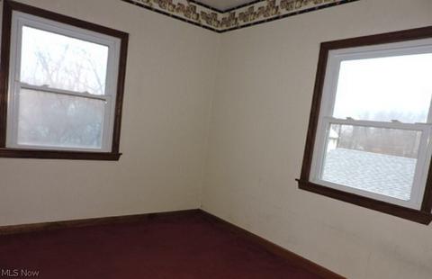 4712 Topper Ave, Ashtabula, OH 44004 photo 8