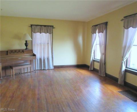 8922 Murray Ridge Rd, Elyria, OH 44035 photo 10