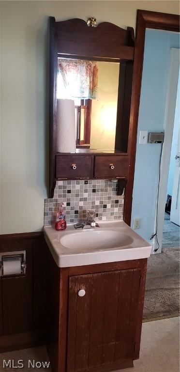 1018 Dayton St, Akron, OH 44310 photo 11