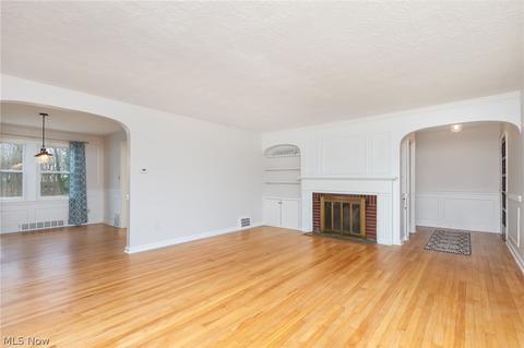 1035 Gulf Rd, Elyria, OH 44035 photo 6
