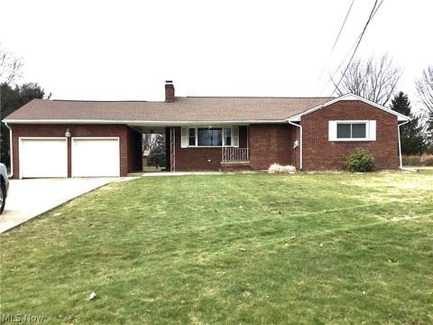 6141 Firestone Ave NE, Canton, OH 44721 photo 1