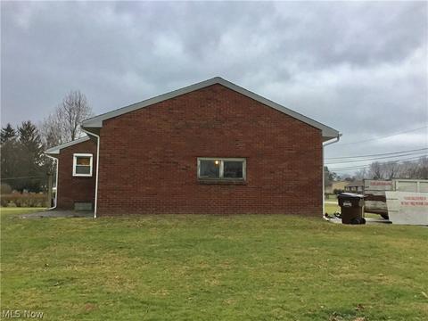 6141 Firestone Ave NE, Canton, OH 44721 photo 17