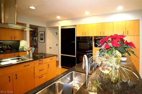 150 Overbrook Rd, Elyria, OH 44035 photo 10