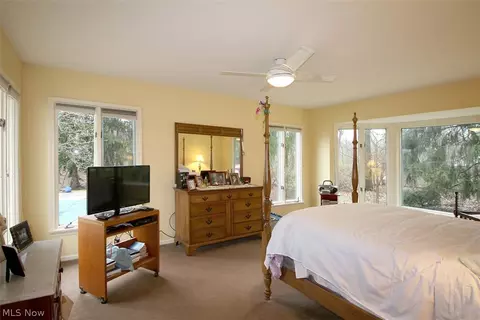 150 Overbrook Rd, Elyria, OH 44035 photo 14
