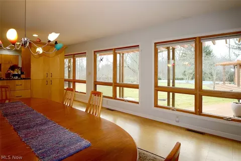 150 Overbrook Rd, Elyria, OH 44035 photo 4