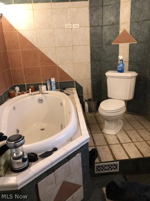 2324 E 30th St, Lorain, OH 44055 photo 9
