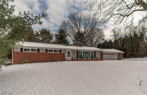 3136 Dellwood Ave NW, Canton, OH 44708 photo 1