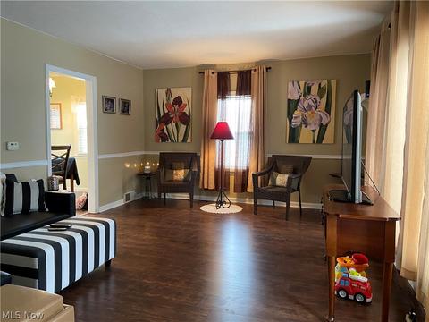 715 Lyndon Ave, Ashtabula, OH 44004 photo 8