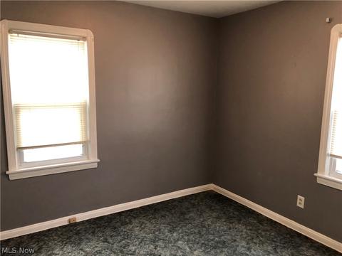 5015 Maplecrest Ave, Parma, OH 44134 photo 12