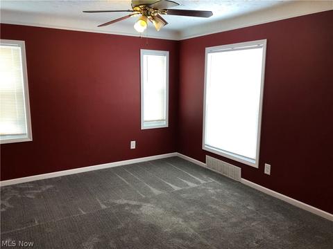 5015 Maplecrest Ave, Parma, OH 44134 photo 5