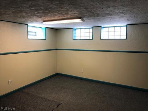 5015 Maplecrest Ave, Parma, OH 44134 photo 22