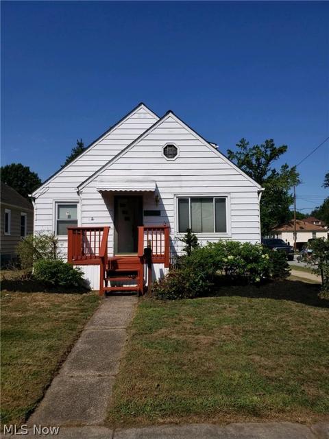 144 Marseilles Ave, Elyria, OH 44035 photo 2