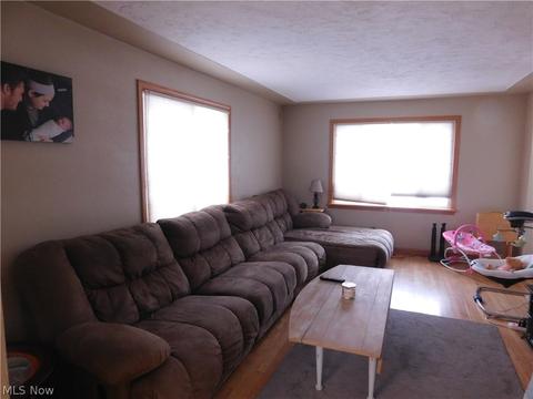 144 Marseilles Ave, Elyria, OH 44035 photo 3