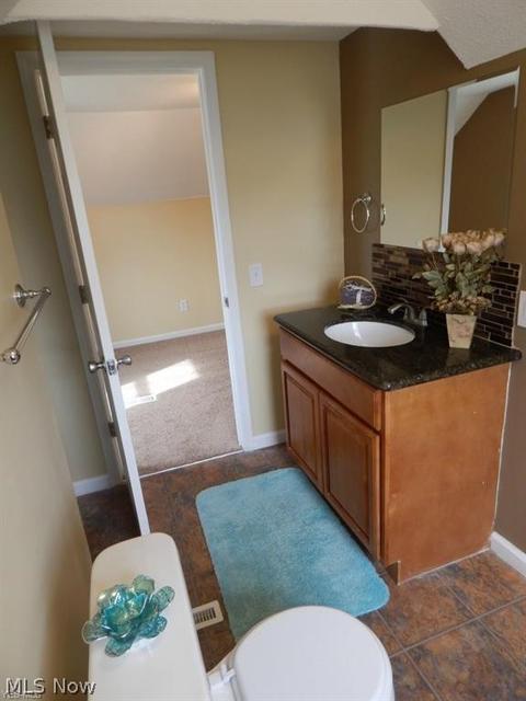 8102 Ackley Rd, Parma, OH 44129 photo 29