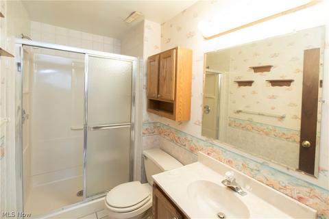 5844 E Glenn Dr, Maple Heights, OH 44137 photo 23