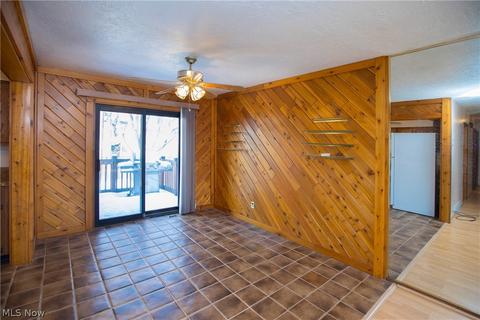 5844 E Glenn Dr, Maple Heights, OH 44137 photo 11