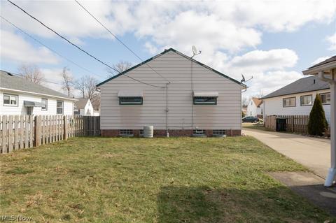 744 Glenhurst Rd, Willowick, OH 44095 photo 33