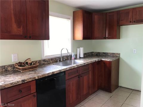 1777 E 32nd St, Lorain, OH 44055 photo 14