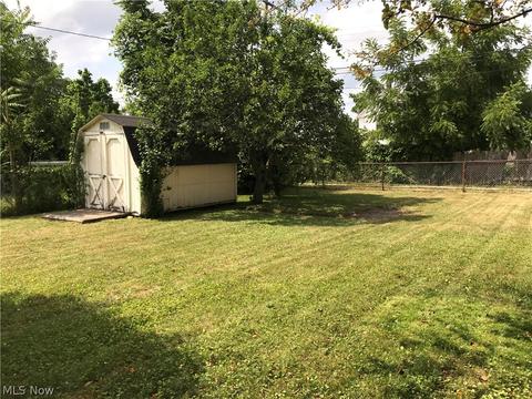 1777 E 32nd St, Lorain, OH 44055 photo 5