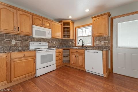 14641 Trask Rd, Thompson, OH 44086 photo 9