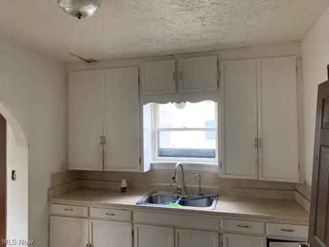 2310 Lake Road Blvd NW, Canton, OH 44708 photo 9