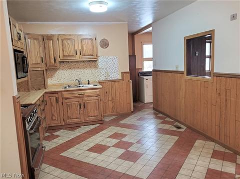 4127 Sabin Dr, Rootstown, OH 44272 photo 6