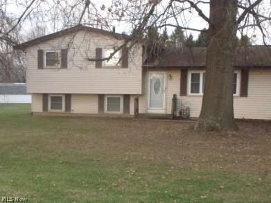 3167 Forestview St NE, Canton, OH 44721 photo 1