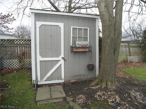 307 Olive St, Elyria, OH 44035 photo 29