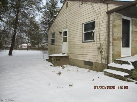 3863 Everett Rd, Richfield, OH 44286 photo 2