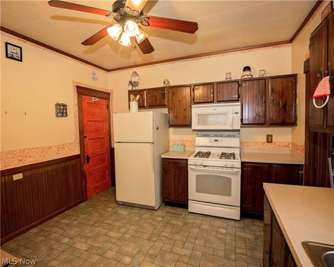 339 Columbus St, Elyria, OH 44035 photo 9