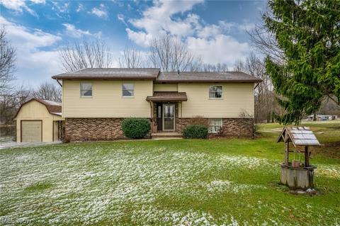 17953 W South Range Rd, Beloit, OH 44609 photo 1