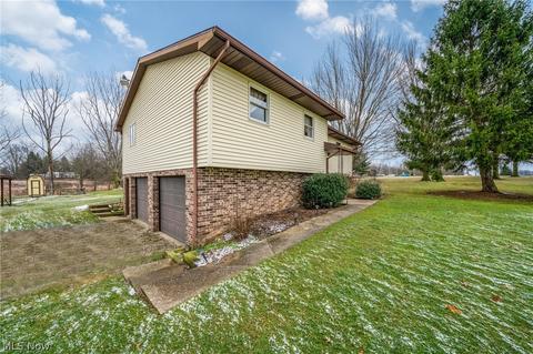 17953 W South Range Rd, Beloit, OH 44609 photo 2