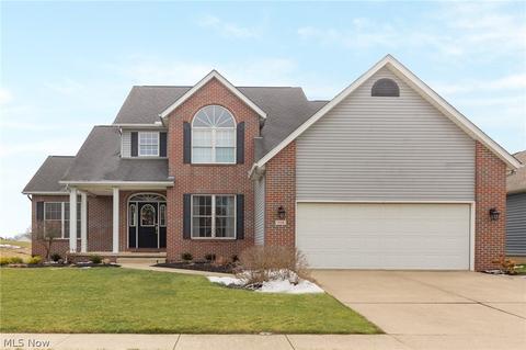 318 Granger Dr, Lagrange, OH 44050 photo 2