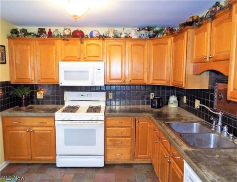 3012 Joseph Pl NW, Canton, OH 44708 photo 10