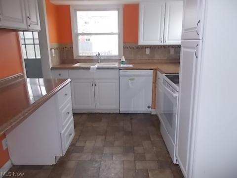 218 Franklin Ave, Elyria, OH 44035 photo 10