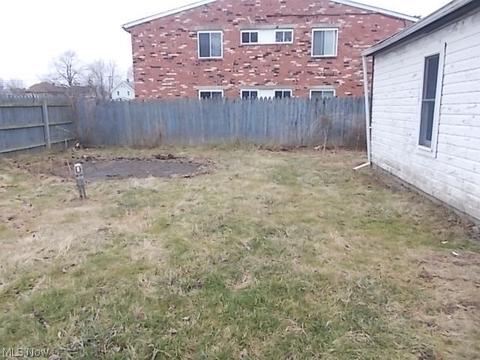 218 Franklin Ave, Elyria, OH 44035 photo 5