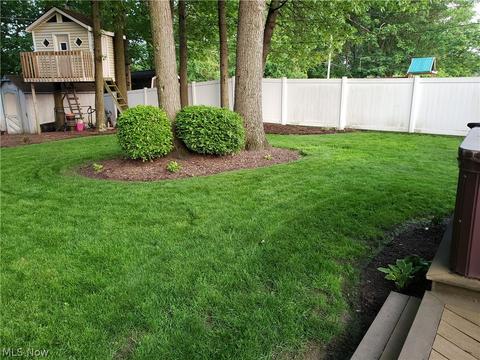 2247 Augustine Dr, Parma, OH 44134 photo 27