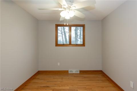 2247 Augustine Dr, Parma, OH 44134 photo 20