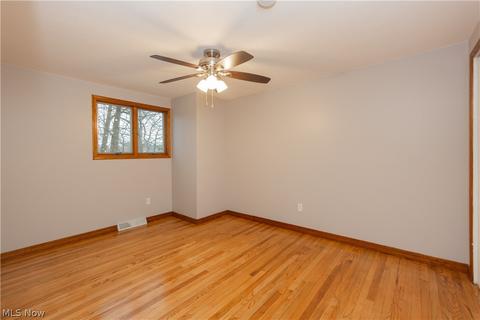 2247 Augustine Dr, Parma, OH 44134 photo 16