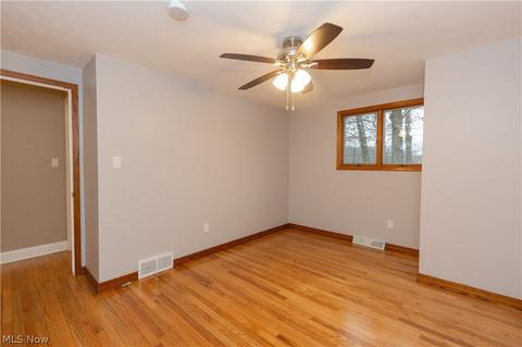 2247 Augustine Dr, Parma, OH 44134 photo 17