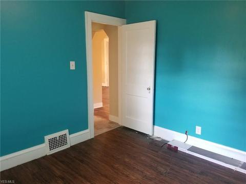 3475 Path Dr, Akron, OH 44319 photo 17