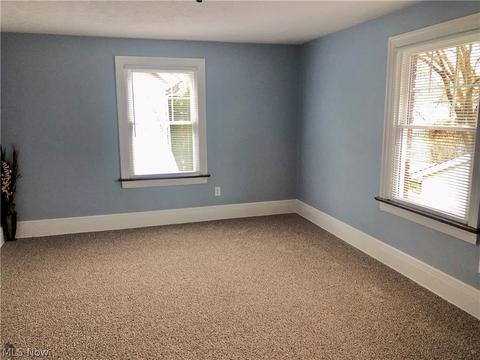 474 Sunset View Dr, Akron, OH 44320 photo 13