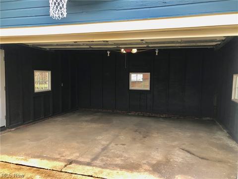 474 Sunset View Dr, Akron, OH 44320 photo 28