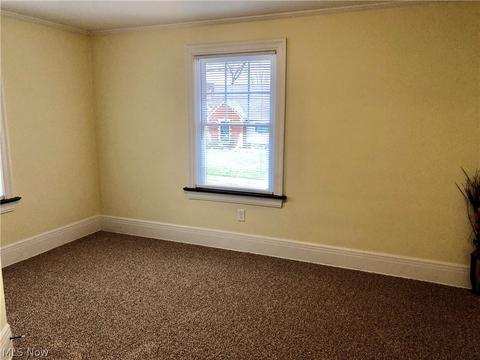 474 Sunset View Dr, Akron, OH 44320 photo 15
