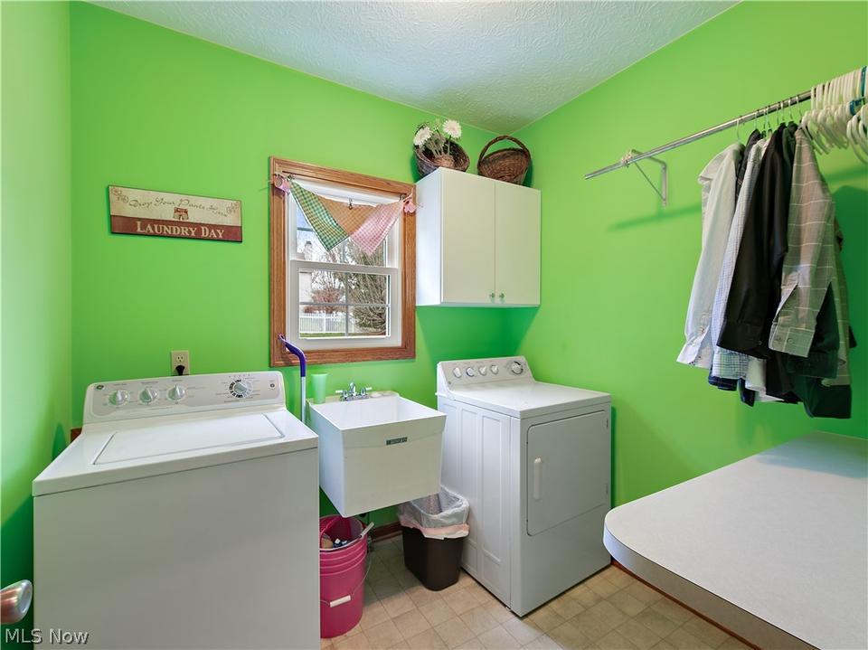  471 Bobwhite Trl, Akron, OH 44319 photo 20