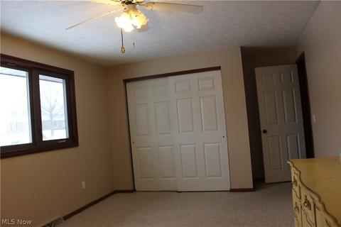 2081 Windham St NE, Canton, OH 44721 photo 13