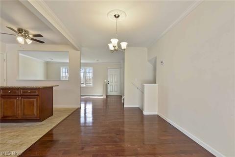 1704 Gulf Rd, Elyria, OH 44035 photo 8