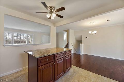 1704 Gulf Rd, Elyria, OH 44035 photo 9
