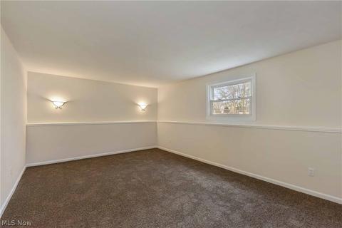 1704 Gulf Rd, Elyria, OH 44035 photo 16