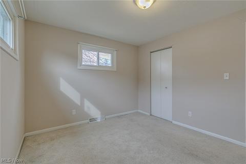 30113 Robert St, Wickliffe, OH 44092 photo 18